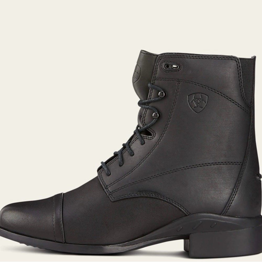 Ariat Woman’s Black Leather Lace Up Equestrian Paddock Boots Size 7.0B - Picture 5 of 8